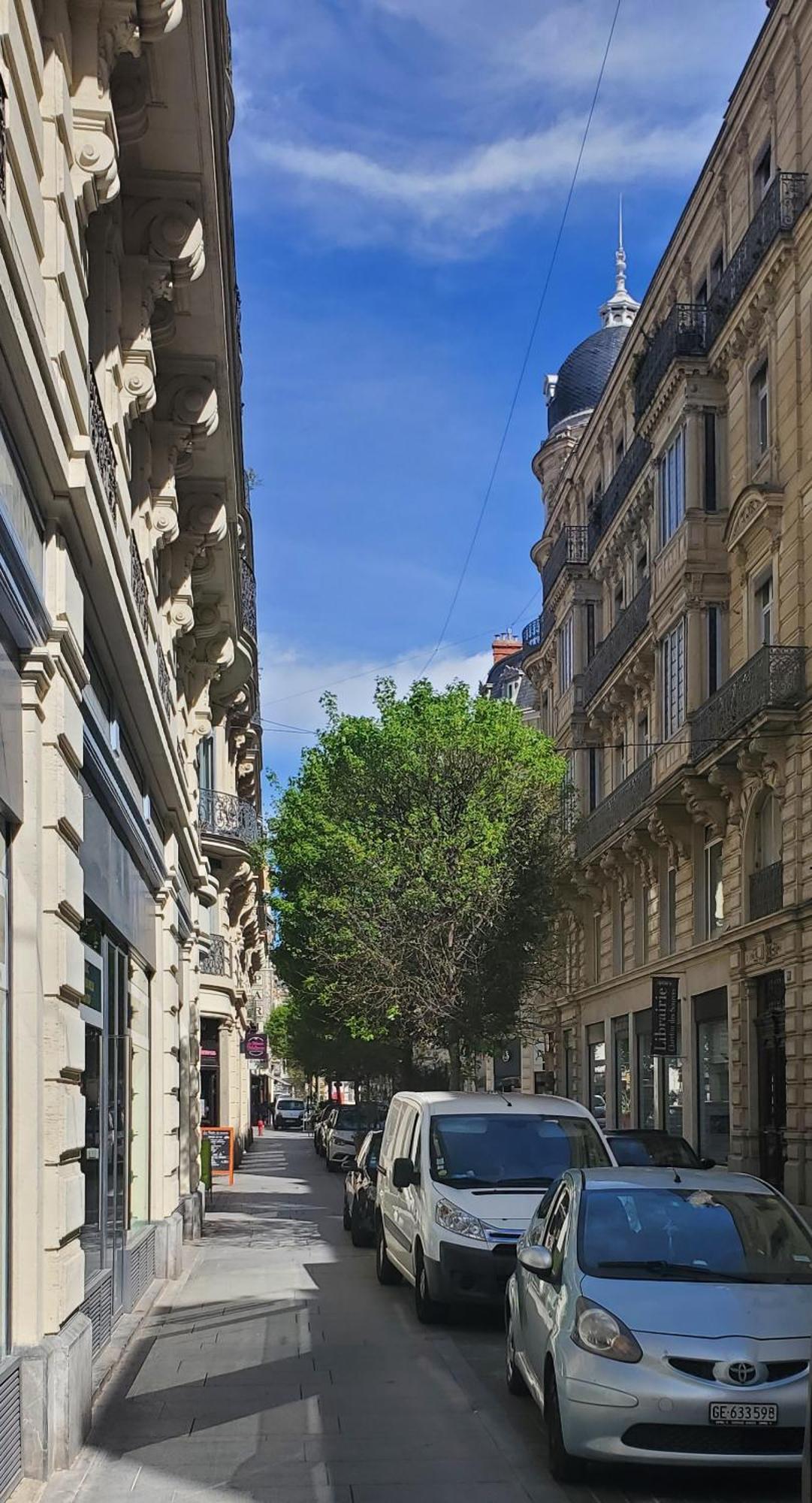 Le Grenier, Climatisation Terrasse Wi-Fi Netflix 15 Mn Coeur De Ville Béziers Exterior foto